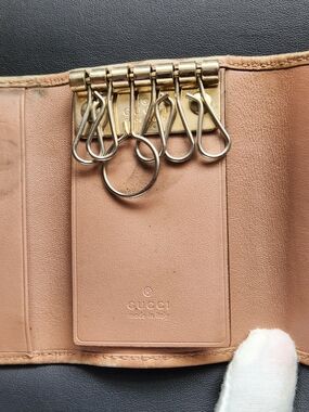 Gucci Blush Leather Key Case with Gold Hardware